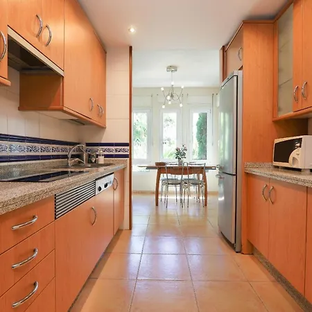 Monteros Palm - Sea & Pool View Apartment